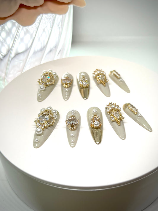 Champagne Luxe